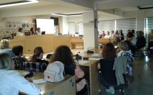 ΔΕΛΤΙΟ ΤΥΠΟΥ: «Ακαδημία Γονέων» Δήμου Νέας Σμύρνης- «Εφηβεία από το Α έως το Ω: Μία Ακαδημία για Γονείς» – 1η Συνάντηση