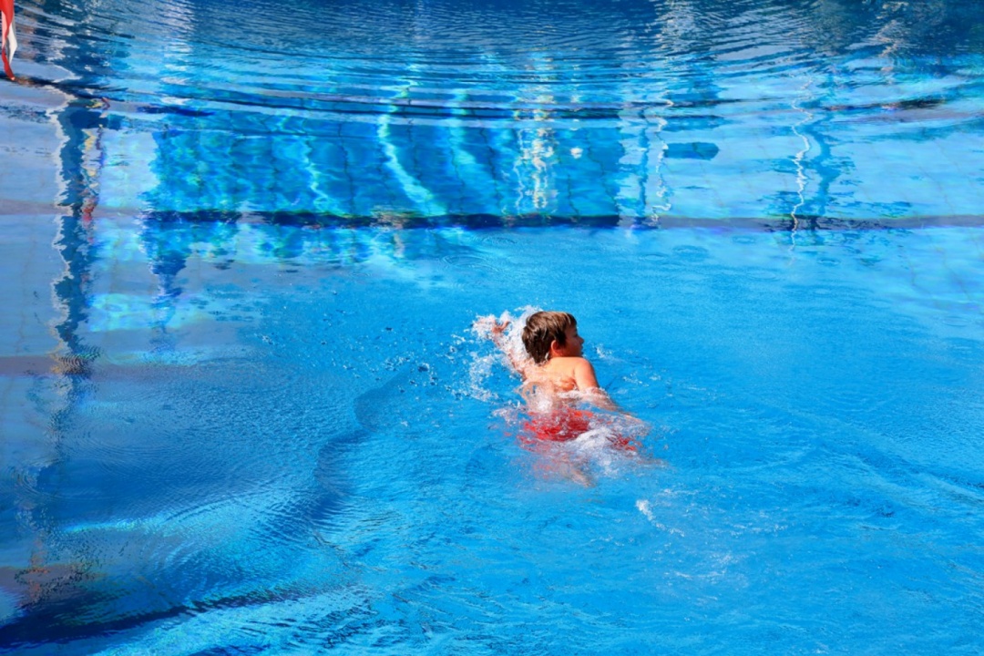 ΔΕΛΤΙΟ ΤΥΠΟΥ: Παράδοση καρτών κολύμβησης