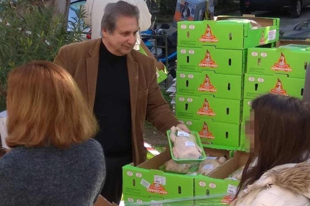 ΔΕΛΤΙΟ ΤΥΠΟΥ: Διανομή τροφίμων σε απόρους