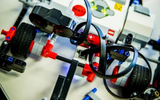 ΔΕΛΤΙΟ ΤΥΠΟΥ: Ενημερωτική εκδήλωση καθηγητών και γονέων σχετικά με τα προγράμματα Ρομποτικής