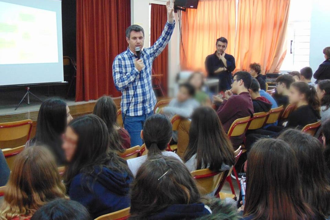 ΔΕΛΤΙΟ ΤΥΠΟΥ: Καλές πρακτικές ανακύκλωσης στα σχολεία της πόλης μας