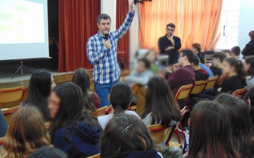 ΔΕΛΤΙΟ ΤΥΠΟΥ: Καλές πρακτικές ανακύκλωσης στα σχολεία της πόλης μας