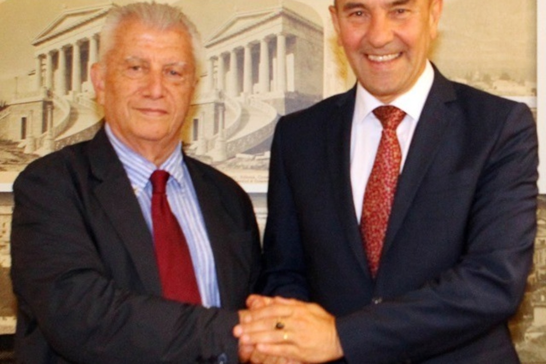 ΔΕΛΤΙΟ ΤΥΠΟΥ: Επίσημη επίσκεψη του Δημάρχου της Σμύρνης Mustafa Tunc Souer στη Νέα Σμύρνη