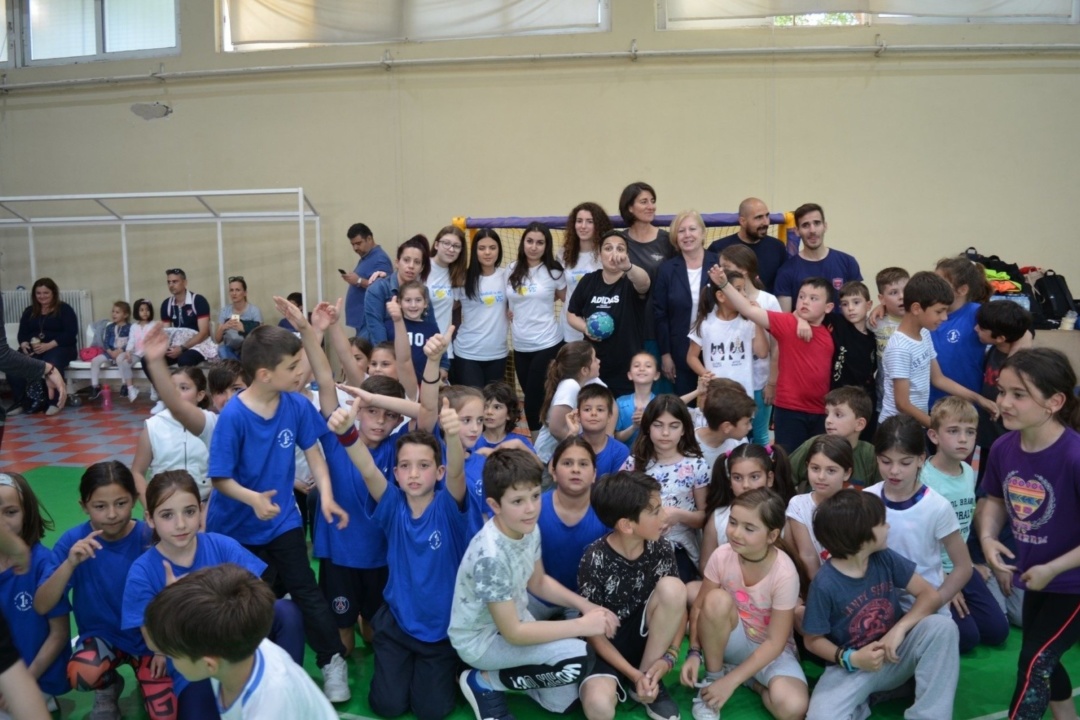 ΔΕΛΤΙΟ ΤΥΠΟΥ: 1ο Πρωτάθληµα Χειροσφαίρισης ∆ηµοτικών Σχολείων Νέας Σµύρνης