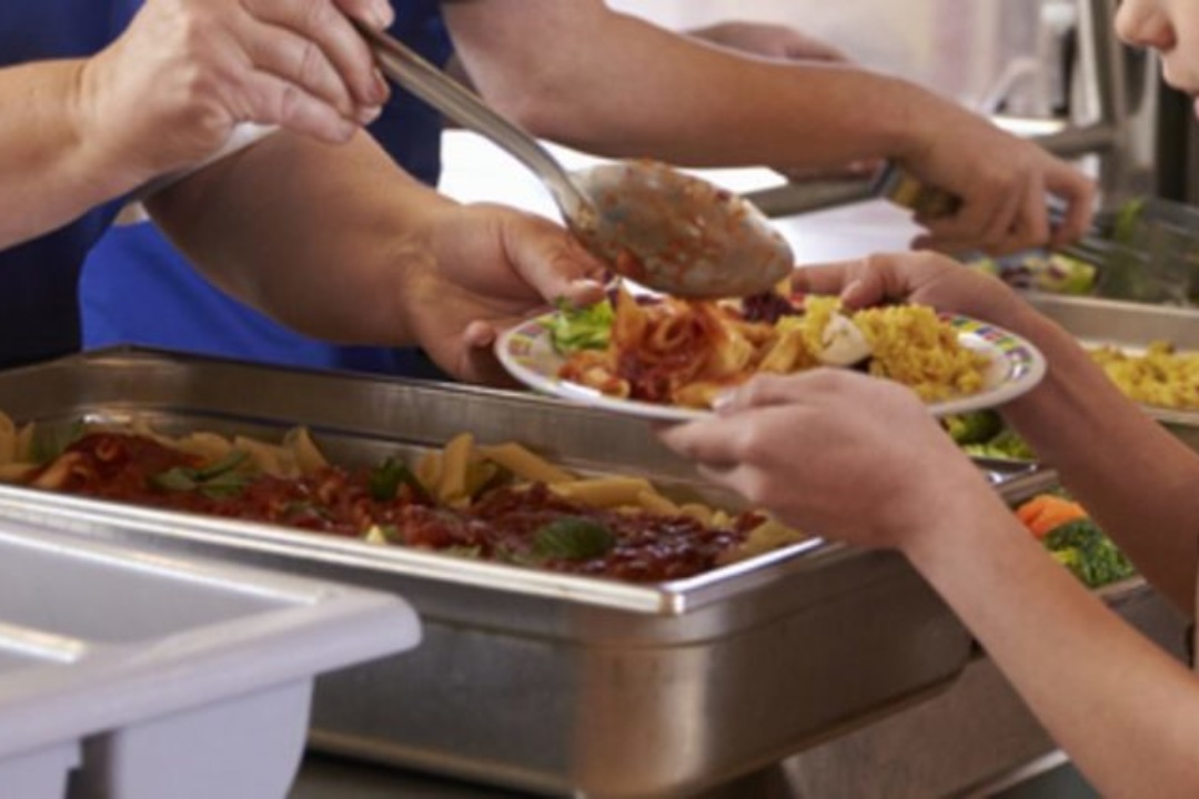 ΑΝΑΚΟΙΝΩΣΗ: Βελτίωση και επέκταση του Προγράμματος Σίτισης των ωφελούμενων από τη Δομή Παροχής Συσσιτίου