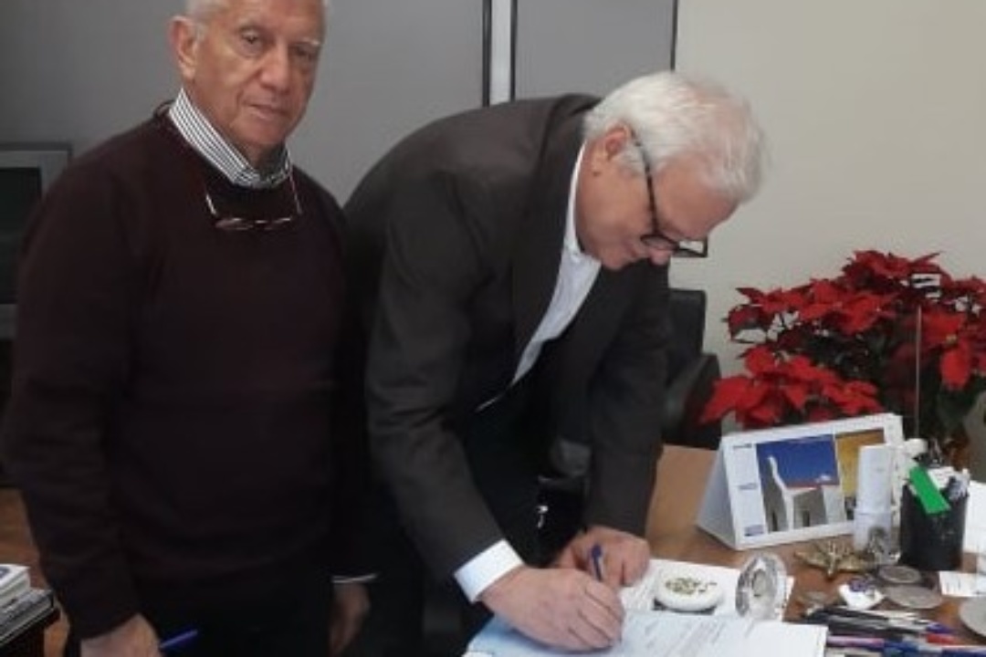 ΔΕΛΤΙΟ ΤΥΠΟΥ: Υπογράφτηκε η σύμβαση για την υλοποίηση του έργου: «Βελτίωση & Αποκατάσταση Υπερτοπικού Άξονα Αιγαίου – Κράτητος»