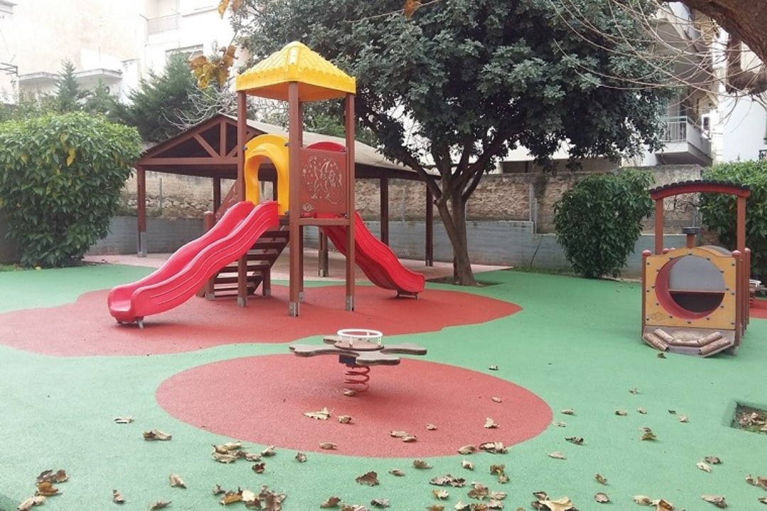 ΔΕΛΤΙΟ ΤΥΠΟΥ: ΑΝΑΒΑΘΜΙΣΗ ΣΧΟΛΙΚΩΝ ΥΠΟΔΟΜΩΝ