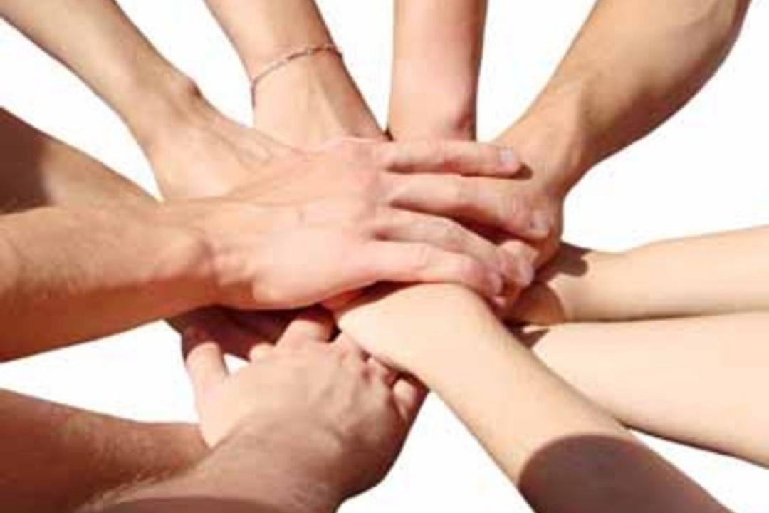 ΓΙΝΕ ΕΘΕΛΟΝΤΗΣ ΓΙΑ ΤΗΝ ΑΝΤΙΜΕΤΩΠΙΣΗ ΤΟΥ ΚΟΡΟΝΟΪΟΥ