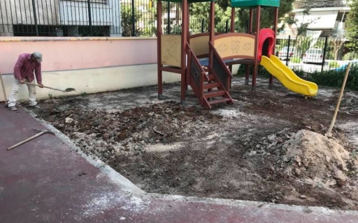 ΣΥΝΕΧΙΖΟΝΤΑΙ ΟΙ ΕΡΓΑΣΙΕΣ ΣΥΝΤΗΡΗΣΗΣ ΣΤΑ ΣΧΟΛΕΙΑ ΤΗΣ ΠΟΛΗΣ ΜΑΣ