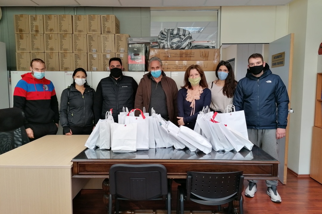 EΠΙΣΚΕΨΗ ΤΩΝ «ΠΑΝΘΗΡΩΝ» ΣΤΗΝ ΚΟΙΝΩΝΙΚΗ ΥΠΗΡΕΣΙΑ ΤΟΥ ΔΗΜΟΥ ΝΕΑΣ ΣΜΥΡΝΗΣ