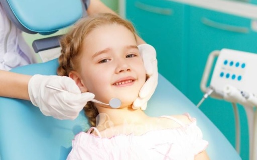 ΟΔΟΝΤΙΑΤΡΙΚΟΣ ΠΡΟΛΗΠΤΙΚΟΣ/ΔΙΑΓΝΩΣΤΙΚΟΣ ΕΛΕΓΧΟΣ ΠΑΙΔΙΩΝ ΑΠΟ ΤΗΝ ΚΟΙΝΩΝΙΚΗ ΥΠΗΡΕΣΙΑ