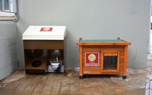 ΤΟΠΟΘΕΤΗΘΗΚΑΝ ΟΙ ΠΡΩΤΕΣ ΤΑΙΣΤΡΕΣ – ΠΟΤΙΣΤΡΕΣ ΚΑΙ ΤΑ ΣΠΙΤΑΚΙΑ ΓΙΑ ΤΑ ΑΔΕΣΠΟΤΑ ΖΩΑ ΣΤΗΝ ΠΟΛΗ ΜΑΣ