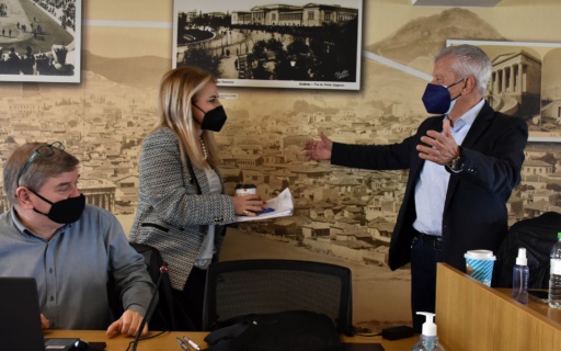 ΝΕΑ ΠΡΟΕΔΡΟΣ ΤΟΥ ΔΗΜΟΤΙΚΟΥ ΣΥΜΒΟΥΛΙΟΥ Η ΚΛΑΙΡΗ ΔΕΛΗΓΙΑΝΝΗ