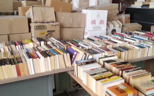ΔΩΡΕΑ ΒΙΒΛΙΩΝ ΑΠΟ ΤΟ ΔΗΜΟ ΝΕΑΣ ΣΜΥΡΝΗΣ ΣΤΟ ΠΑΛΑΙΟΒΙΒΛΙΟΠΩΛΕΙΟ ΤΩΝ ΑΣΤΕΓΩΝ
