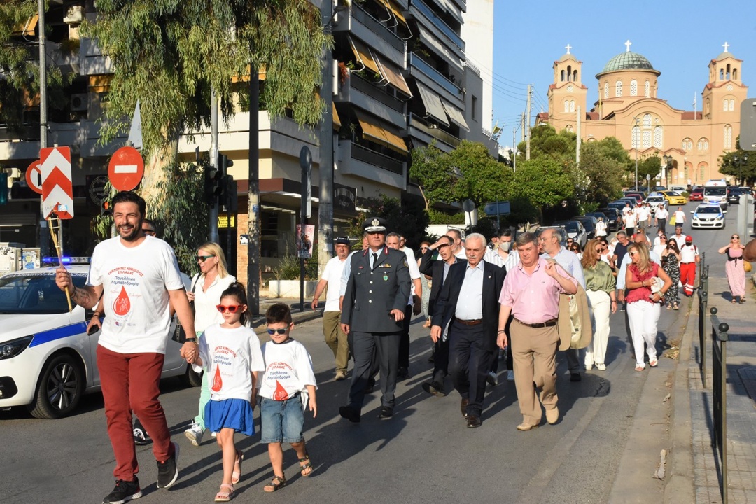 Από τη Νέα Σμύρνη ξεκίνησε το ταξίδι της 20ής Λαμπαδηδρομίας της Πανελλήνιας Ομοσπονδίας Εθελοντών Αιμοδοτών