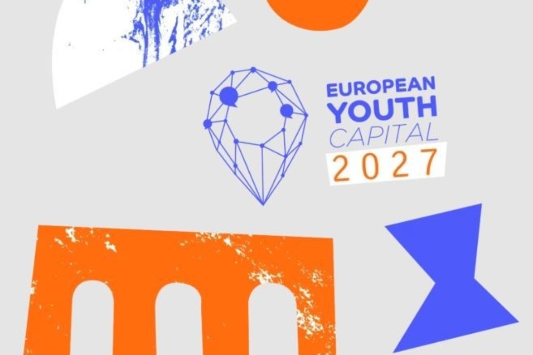 ΤΗΝ ΕΥΡΩΠΑΪΚΗ ΠΡΩΤΕΥΟΥΣΑ ΝΕΟΛΑΙΑΣ ΓΙΑ ΤΟ 2027 ΔΙΕΚΔΙΚΕΙ Η ΝΕΑ ΣΜΥΡΝΗ