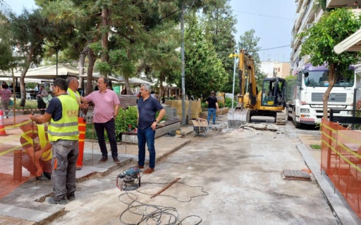 ΕΡΓΑΣΙΕΣ ΑΠΟΚΑΤΑΣΤΑΣΗΣ ΤΟΥ ΠΕΖΟΔΡΟΜΟΥ ΣΤΗΝ ΚΕΝΤΡΙΚΗ ΠΛΑΤΕΙΑ