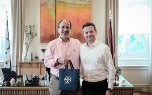 ΣΥΝΑΝΤΗΣΗ ΤΟΥ ΔΗΜΑΡΧΟΥ ΝΕΑΣ ΣΜΥΡΝΗΣ ΜΕ ΤΟΝ ΔΗΜΑΡΧΟ ΑΘΗΝΑΙΩΝ