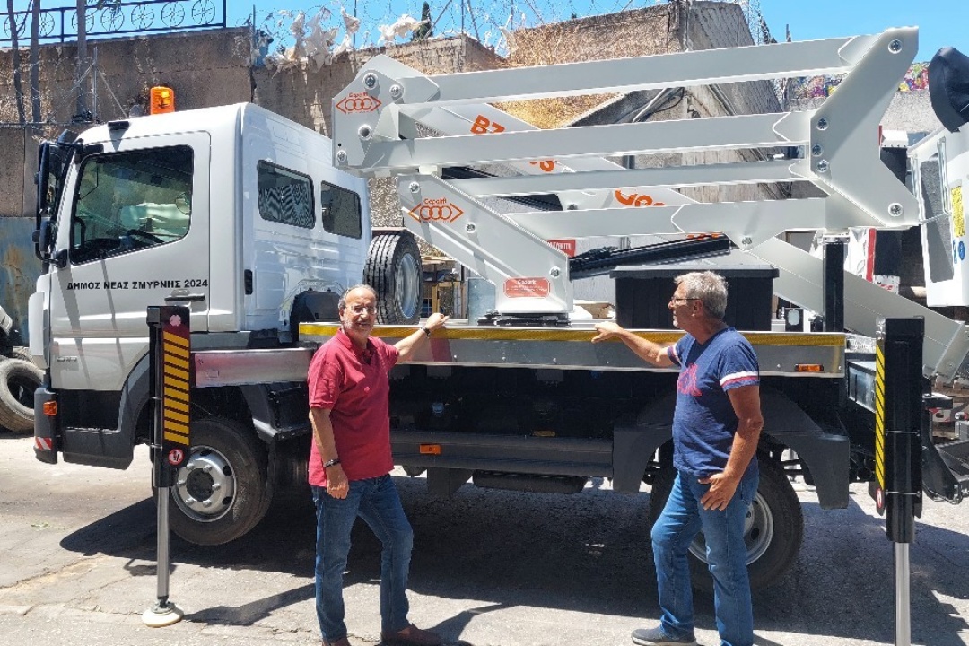 Ο ΔΗΜΟΣ ΑΠΕΚΤΗΣΕ ΚΑΛΑΘΟΦΟΡΟ ΟΧΗΜΑ-ΔΕΝ ΕΙΧΕ ΤΑ ΤΕΛΕΥΤΑΙΑ ΧΡΟΝΙΑ
