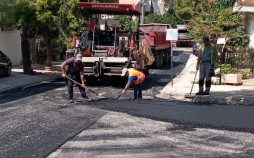 ΣΥΝΕΧΙΖΟΝΤΑΙ ΟΙ ΕΡΓΑΣΙΕΣ ΑΣΦΑΛΤΟΣΤΡΩΣΗΣ