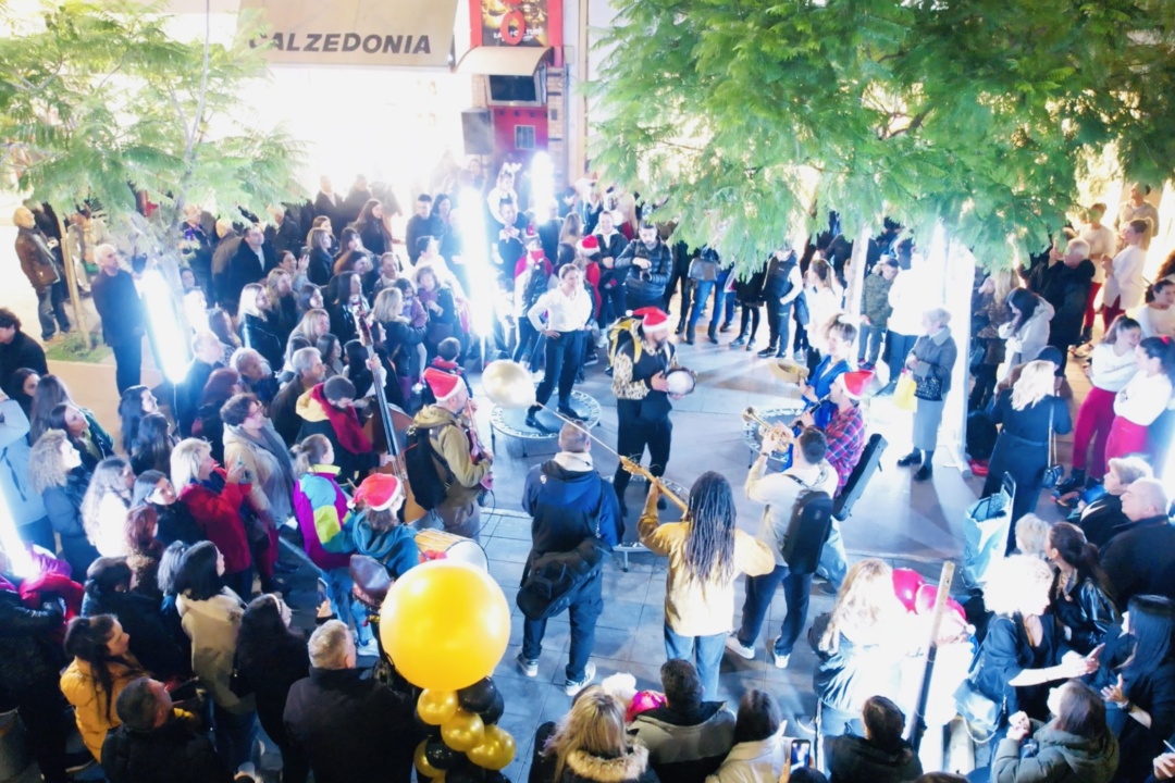 ΜΕ ΜΕΓΑΛΗ ΕΠΙΤΥΧΙΑ Η “ΛΕΥΚΗ ΝΥΧΤΑ” ΣΤΗ ΝΕΑ ΣΜΥΡΝΗ