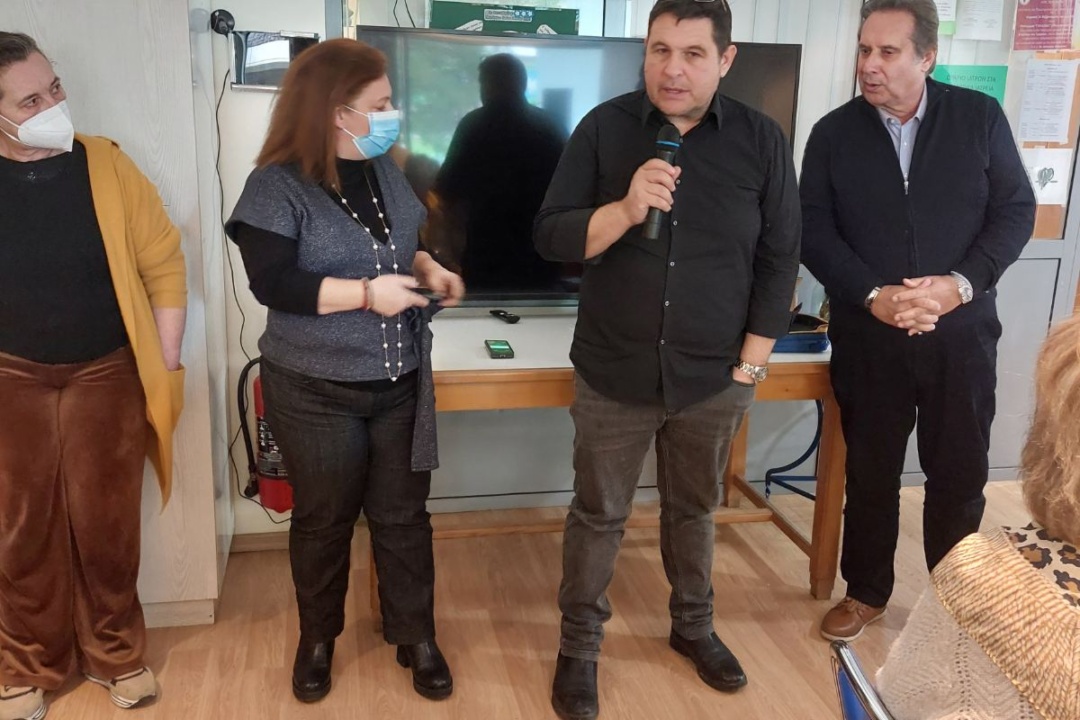 Ο ΔΗΜΟΣ ΝΕΑΣ ΣΜΥΡΝΗΣ ΕΠΕΚΤΕΙΝΕΙ ΤΟ ΔΙΚΥΤΟ ΑΠΙΝΙΔΩΤΩΝ