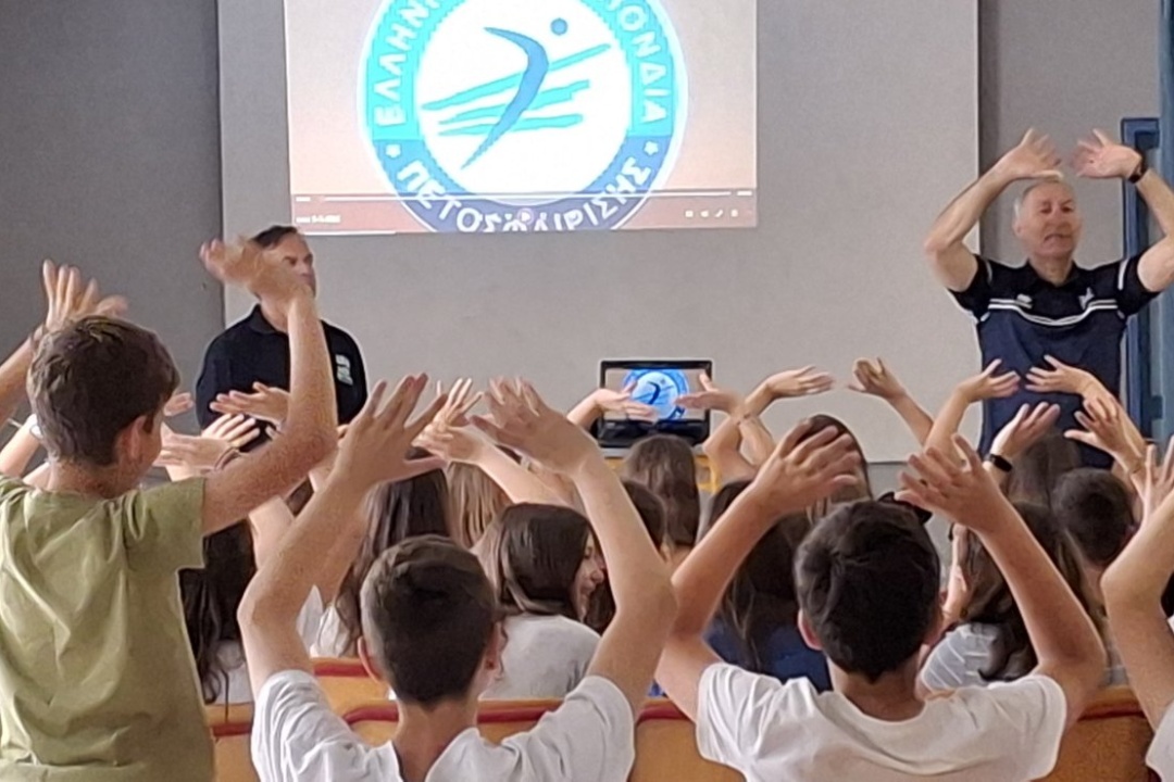 ΤΟ ΒΟΛΕΫ ΣΤΑ ΣΧΟΛΕΙΑ. ΤΗΝ ΠΕΜΠΤΗ ΤΟ ΜΙΝΙ ΤΟΥΡΝΟΥΑ