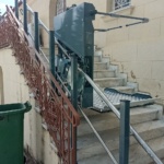 ΕΓΚΑΤΑΣΤΑΣΗ ΑΝΑΒΑΤΟΡΙΟΥ ΓΙΑ ΑΤΟΜΑ ΜΕ ΑΝΑΠΗΡΙΑ ΣΤΟ ΔΗΜΟΤΙΚΟ ΚΟΙΜΗΤΗΡΙΟ