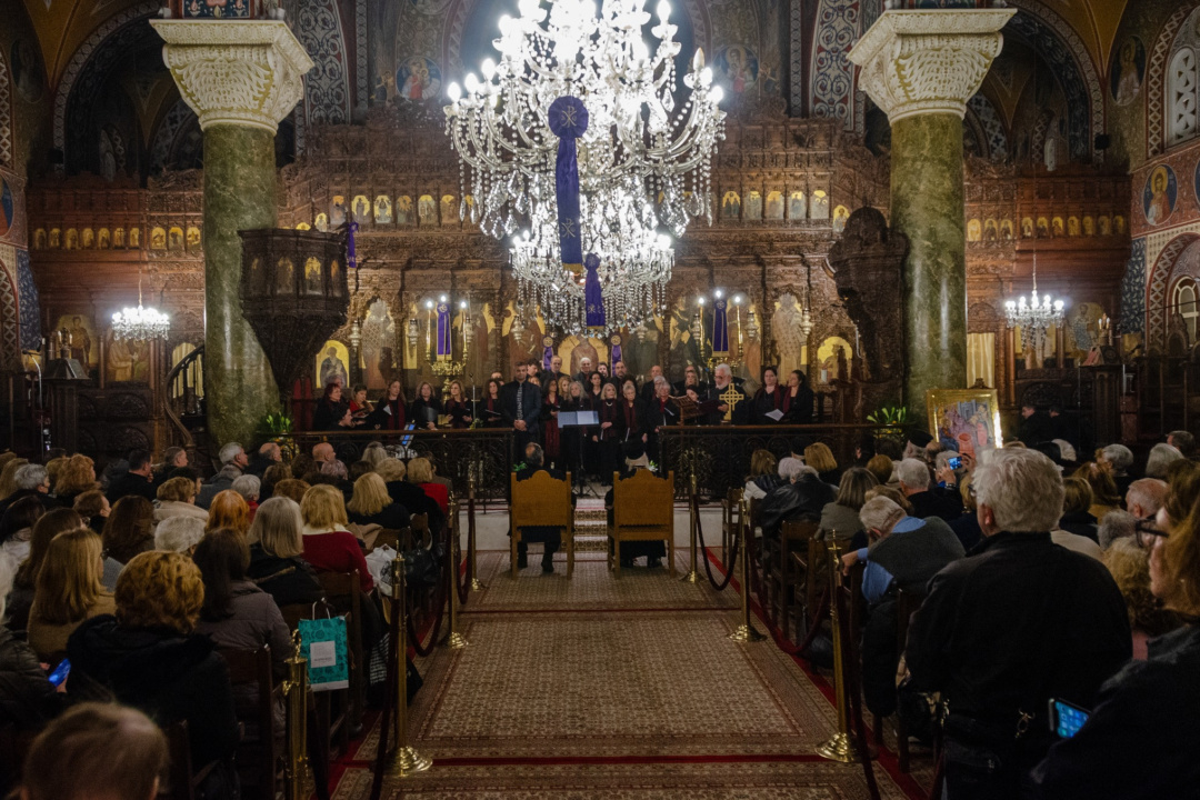 ΚΑΤΑΝΥΚΤΙΚΗ ΣΥΝΑΝΤΗΣΗ ΧΟΡΩΔΙΩΝ ΣΤΗΝ ΑΓ.ΦΩΤΕΙΝΗ