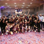 Ο ΔΗΜΟΣ ΝΕΑΣ ΣΜΥΡΝΗΣ ΣΥΓΧΑΙΡΕΙ ΤΗΝ ΓΥΝΑΙΚΕΙΑ ΟΜΑΔΑ ΒΟΛΕΪ ΤΟΥ ΠΑΝΙΩΝΙΟΥ